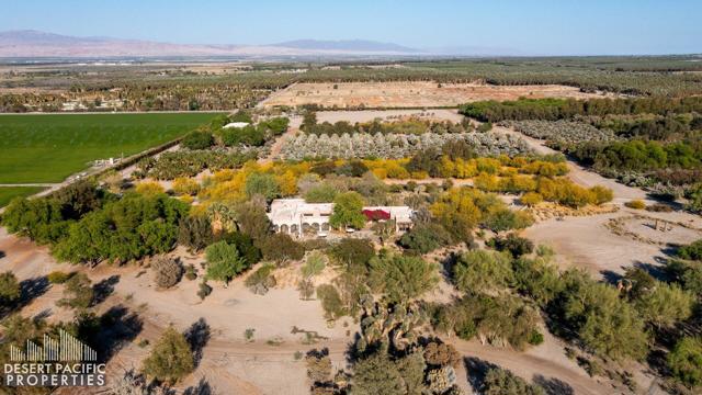 82501 65th Avenue, Thermal CA: https://media.crmls.org/mediaz/54da58e3-25f8-45bb-ab52-7c5513933b86.jpg