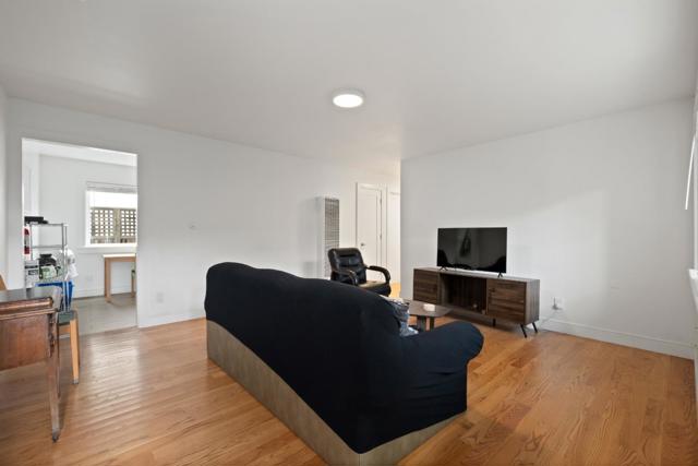 1819 Carleton Street, Berkeley CA: https://media.crmls.org/mediaz/54db8fa9-997b-484c-ae01-93a9746730ac.jpg
