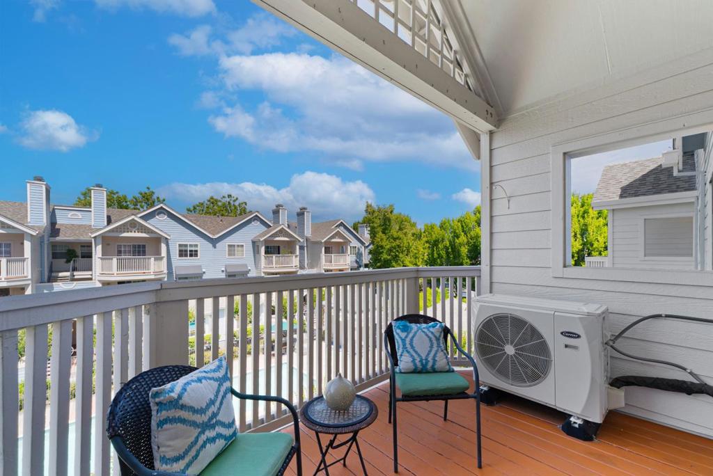 609 Arcadia Terrace #303