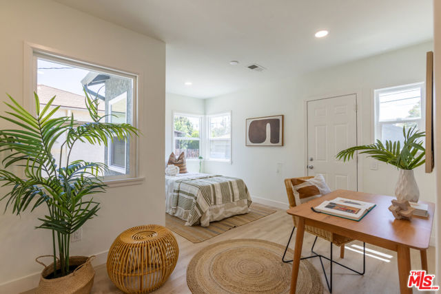 504 N Campbell Avenue, Alhambra CA: https://media.crmls.org/mediaz/54dbe1e8-74b5-4d49-a3c5-f7667315f4c9.jpg
