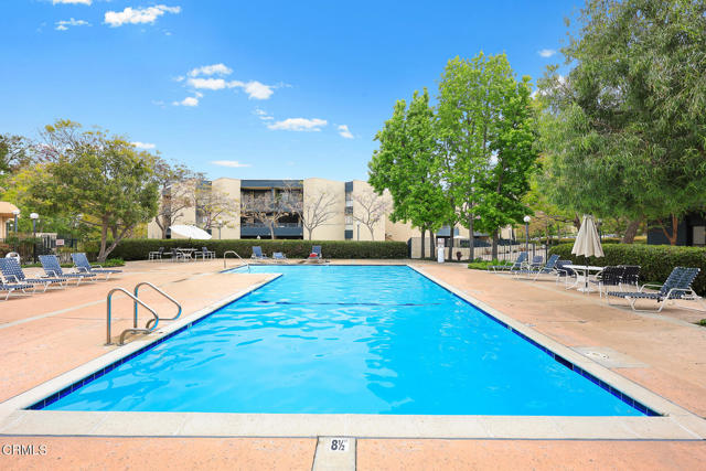 4499 Via Marisol, Los Angeles CA: https://media.crmls.org/mediaz/54dc9edb-1916-47da-bef5-822e5c3dc7b2.jpg