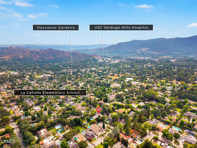 5008 La Canada Boulevard, La Canada Flintridge CA: https://media.crmls.org/mediaz/54dd86cd-2434-408a-91fc-90e4aed4e22f.jpg
