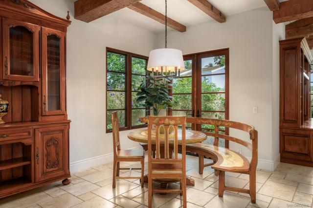 1038 E Ave, Coronado CA: https://media.crmls.org/mediaz/54dda3e9-aa0a-44aa-ac4f-14de657bc386.jpg
