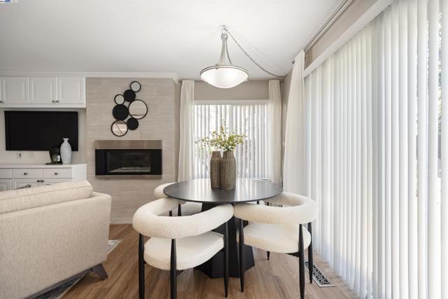 35344 Rutland Ct, Newark CA: https://media.crmls.org/mediaz/54de3124-118f-4e2b-afb3-4bee7d6c1e1f.jpg