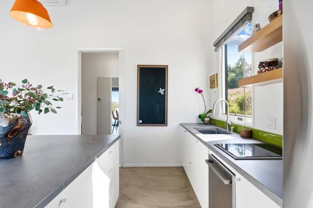 Detail Gallery Image 38 of 75 For 6937 Kellyn Ln, Vista,  CA 92084 - 4 Beds | 4/1 Baths