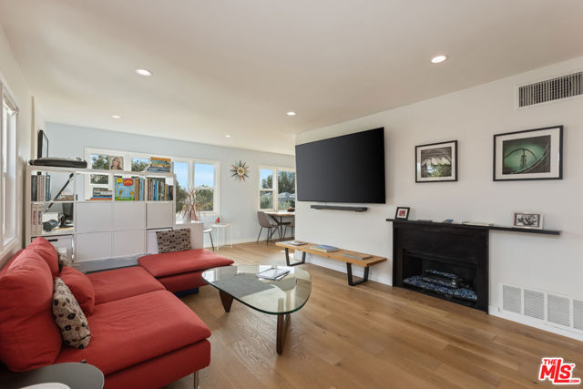2922 Highland Avenue photo 5