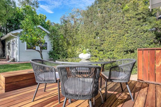 1403 N Orange Grove Avenue, West Hollywood CA: https://media.crmls.org/mediaz/54df2f0b-9054-4740-974e-867c3c7bc5fe.jpg