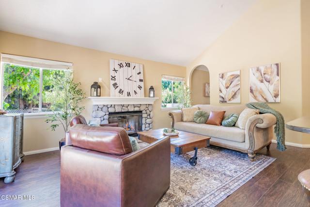 6564 La Cumbre Road, Somis CA: https://media.crmls.org/mediaz/54dfb608-95bb-40ae-b83a-96ec478a0df0.jpg
