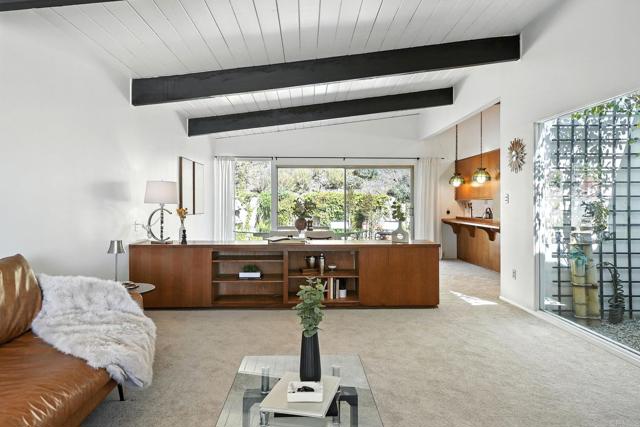 2347 Greenwing Drive, San Diego CA: https://media.crmls.org/mediaz/54dfd8de-606a-4a21-af9b-7b14652c927a.jpg