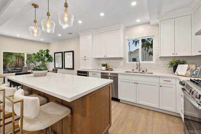 Detail Gallery Image 6 of 39 For 5461 Waring Rd, San Diego,  CA 92120 - 3 Beds | 2 Baths