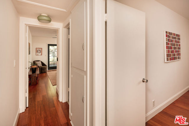 3639 Roderick Road photo 19