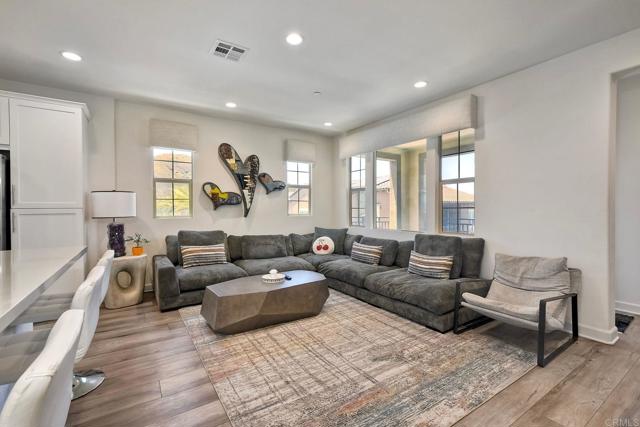 899 Slate Street, San Marcos CA: https://media.crmls.org/mediaz/54e1e484-70e0-4d66-8d91-66839063dd7c.jpg