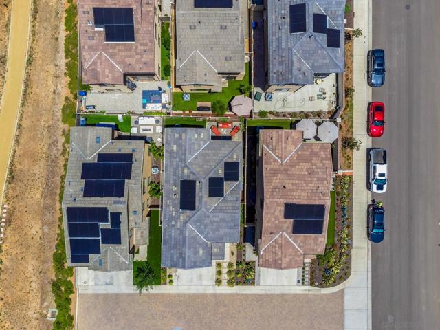 1682 Carol Lee Lane, Escondido CA: https://media.crmls.org/mediaz/54e2fea7-4cfe-482b-8138-8856ee8c8155.jpg