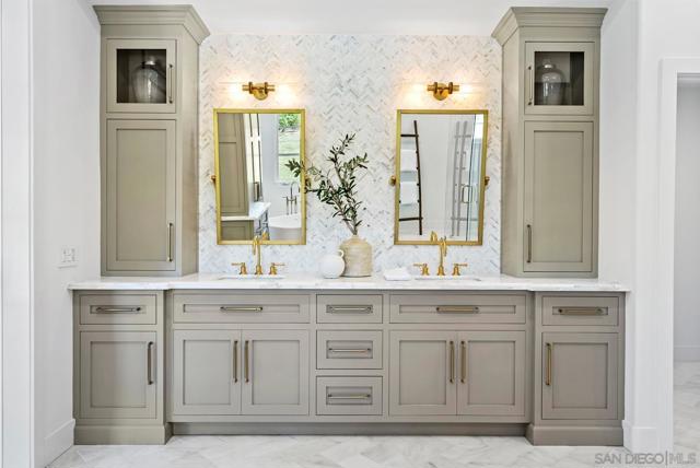 Image 16 of 30 For 14242 Dalia Drive