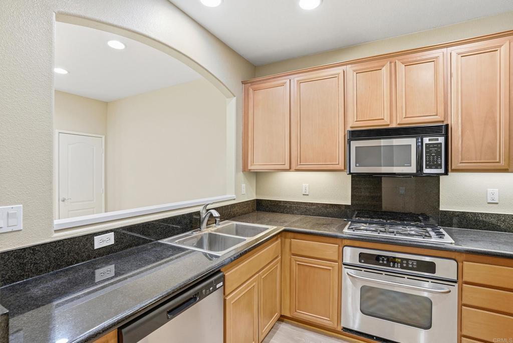 16913 New Rochelle Way - photo 16