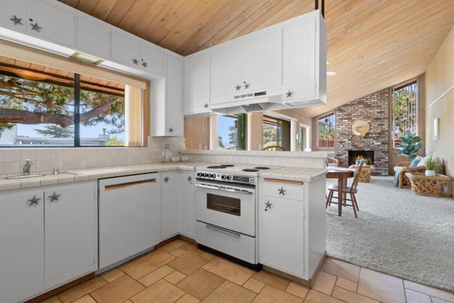 66 Avocet Circle, Watsonville CA: https://media.crmls.org/mediaz/54e56cb2-6dd9-4903-9245-057d8912f733.jpg