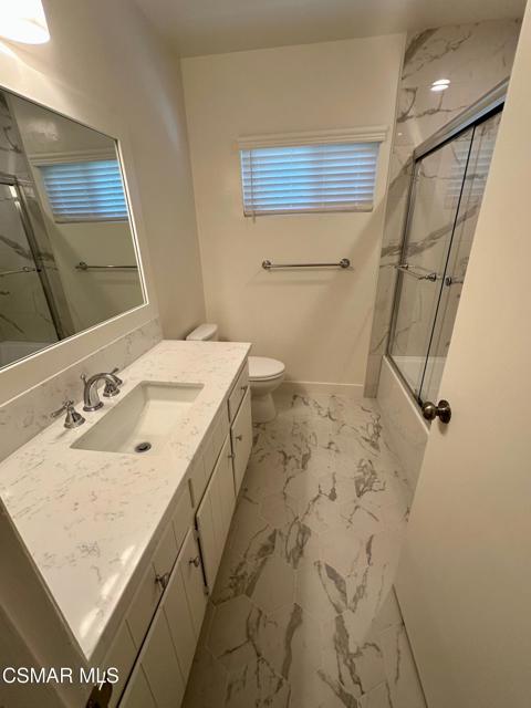 23939 Oxnard Street, Woodland Hills CA: https://media.crmls.org/mediaz/54e64bde-ea1a-47dd-879a-1033a9dd39d1.jpg