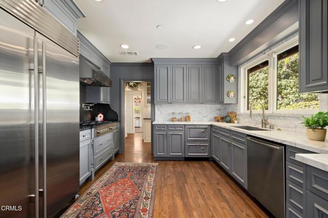 Detail Gallery Image 9 of 38 For 620 S Hill Ave, Pasadena,  CA 91106 - 4 Beds | 5/1 Baths