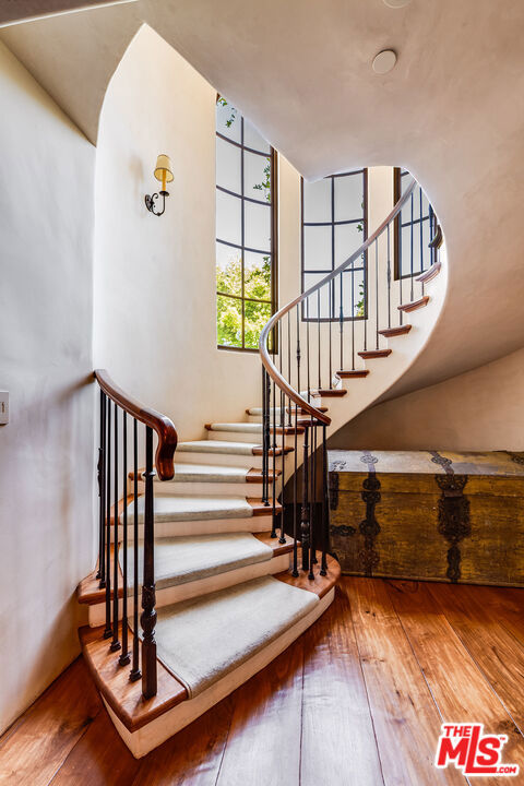 Image 31 of 49 For 1550 Amalfi Drive