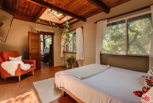 3 Bed Home for Sale in Topanga, California