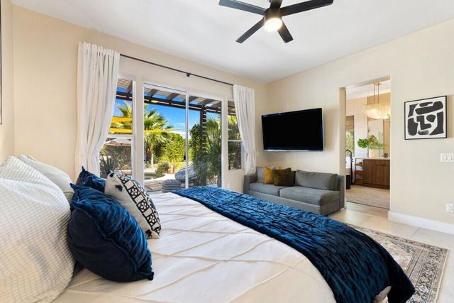 35618 Corte Serena, Cathedral City CA: https://media.crmls.org/mediaz/54e90a14-a906-44e1-aab6-f6da6da4abd2.jpg