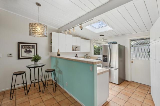 342 Carolina Lane, Palo Alto CA: https://media.crmls.org/mediaz/54eaa807-139d-4227-a855-43cc06611417.jpg