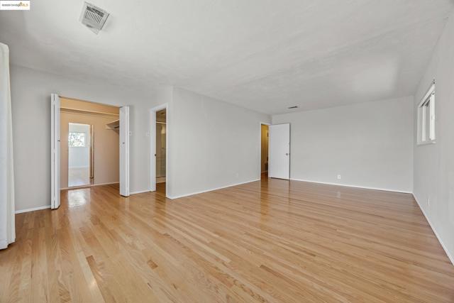 1510 Encanto, Walnut Creek CA: https://media.crmls.org/mediaz/54eb101c-3fc7-4a74-ae6d-dd61b28e3093.jpg