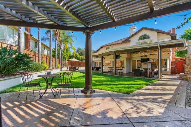 4252 Merlot Court, San Jose CA: https://media.crmls.org/mediaz/54eb19d1-7b10-4583-8d71-4d23849f32d5.jpg