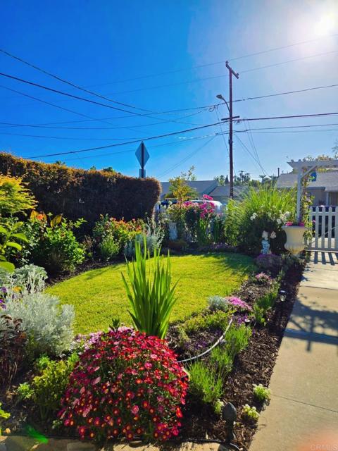 Detail Gallery Image 2 of 24 For 4533 Olive Ave, La Mesa,  CA 91942 - 2 Beds | 1 Baths