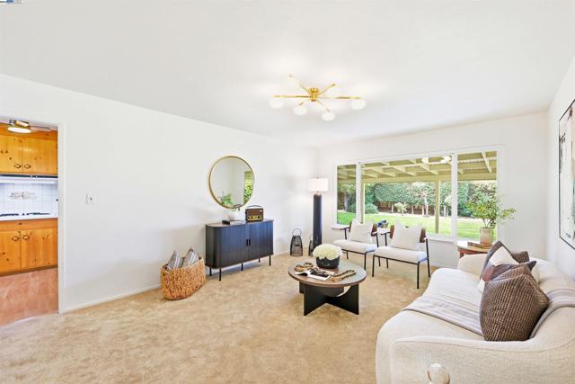 Image 5 of 41 For 5169 Lawler Ave