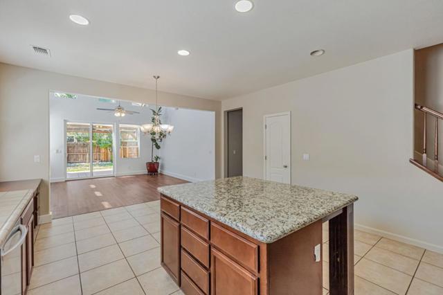 3760 Mirtoon Sea Avenue, Sacramento CA: https://media.crmls.org/mediaz/54ec49e7-17ca-414a-8020-bb304d9ccf24.jpg