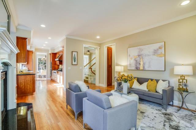 184 Tennyson Avenue, Palo Alto CA: https://media.crmls.org/mediaz/54ed768d-9998-448c-91ff-1a8123226cd8.jpg
