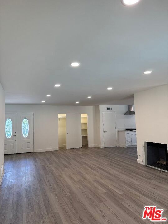 8408 Fable Avenue, West Hills CA: https://media.crmls.org/mediaz/54edcf17-2b50-4924-8ed8-c000e1ea4e7d.jpg