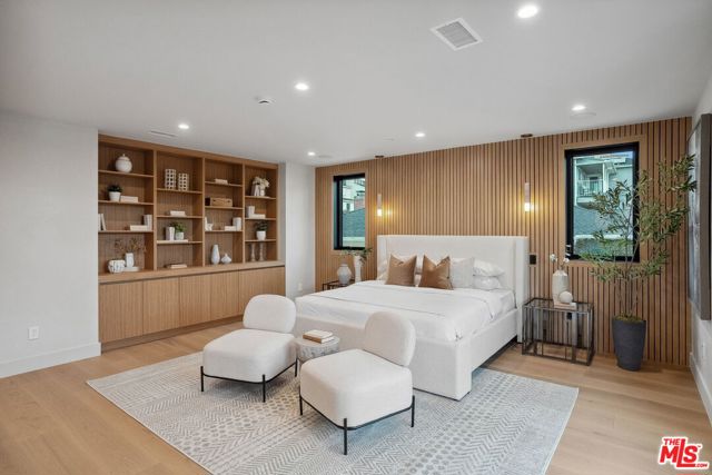 12041 Marine Street, Los Angeles CA: https://media.crmls.org/mediaz/54ee5926-0430-45a2-b4a2-4d4849c1daf2.jpg