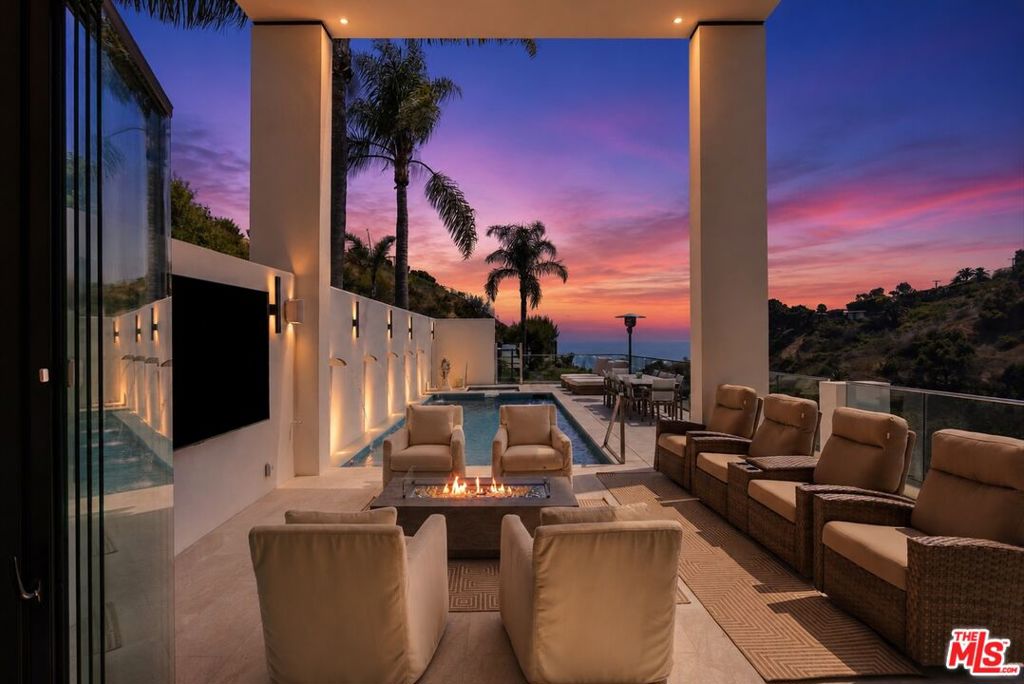3851 Sweetwater Canyon Drive