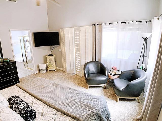 45120 Eagle Crest Court, Indio CA: https://media.crmls.org/mediaz/54eff4b1-5a92-40b2-8ab7-4e51dec6548c.jpg