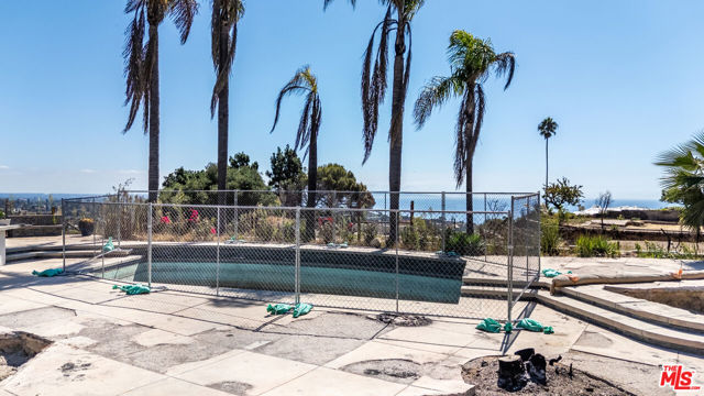 Drew Fenton | 16616 Merrivale Lane Pacific Palisades CA | MLS: 7485844 Drew Fenton | 16616 Merrivale Lane Pacific Palisades CA | MLS: 7485844