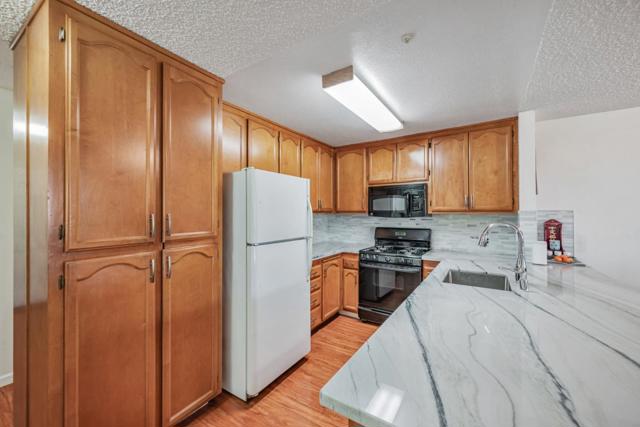 1606 BIRCHWOOD Court, Daly City CA: https://media.crmls.org/mediaz/54f19b36-5404-4ce4-9cfc-53d295adba4b.jpg