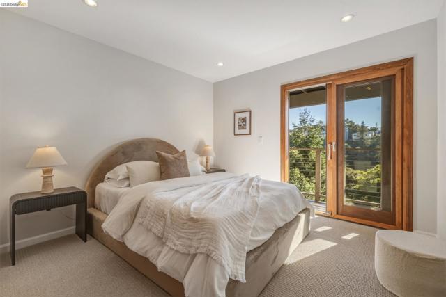 Image 27 of 44 For 5 Abbott Way