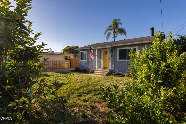 Detail Gallery Image 1 of 14 For 291 Larmier Ave, Oak View,  CA 93022 - 2 Beds | 1 Baths