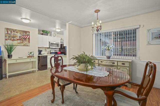 Image 7 of 29 For 2279 Saint George Dr