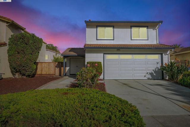 3856 Jacana Lake Ct, Fremont CA: https://media.crmls.org/mediaz/54f5cc1c-ab7f-4a41-bed7-6bc13e2ac735.jpg