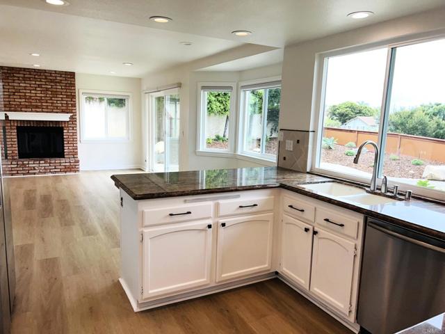 Detail Gallery Image 44 of 65 For 1420 Tres Hermanas Way, Encinitas,  CA 92024 - 4 Beds | 3 Baths