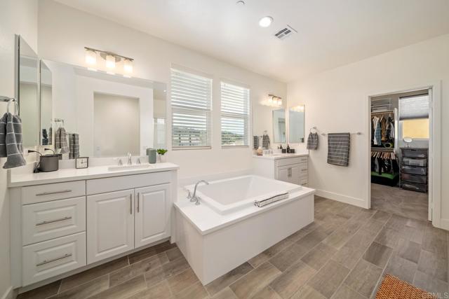 Detail Gallery Image 32 of 69 For 35764 Bay Morgan Lane, Fallbrook,  CA 92028 - 4 Beds | 3/1 Baths