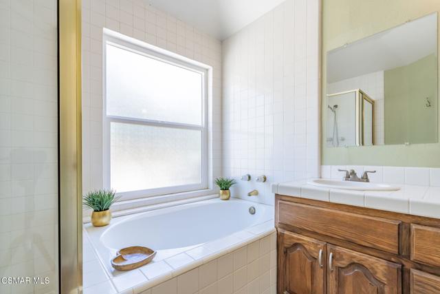 6564 La Cumbre Road, Somis CA: https://media.crmls.org/mediaz/54f7d84f-7666-42c7-b5e9-98bae8769dcc.jpg