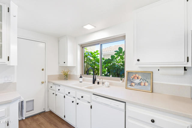 Detail Gallery Image 17 of 60 For 6089 San Dimas Ave, Camarillo,  CA 93012 - 2 Beds | 2 Baths