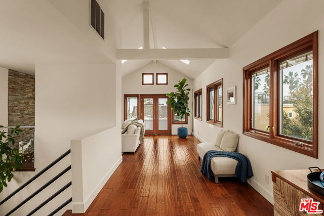 6644 Vista Del Mar photo 3