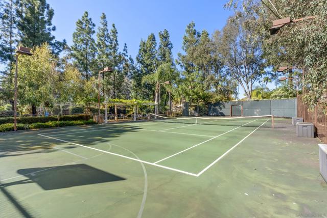 14224 Harrow Place, Poway CA: https://media.crmls.org/mediaz/54f97601-c2d3-4cb2-a3de-0d13bb8725b6.jpg