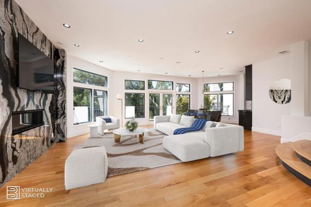 333 Raymundo Drive, Woodside CA: https://media.crmls.org/mediaz/54fa0c07-4e77-4e01-88eb-a9bd18a5c04d.jpg