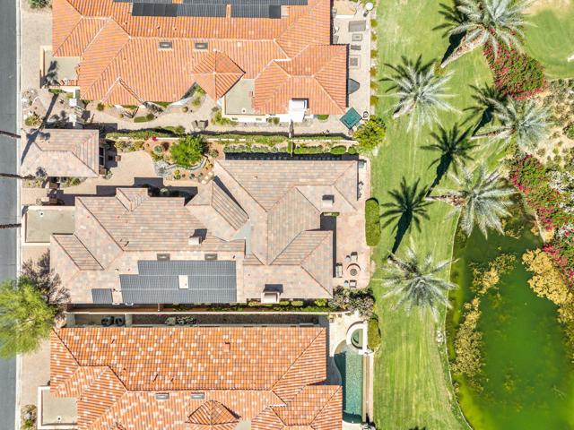 461 White Horse Trail, Palm Desert CA: https://media.crmls.org/mediaz/54fade6c-1f46-4216-a952-becdc15d83f1.jpg